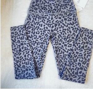 New bombshell leggings